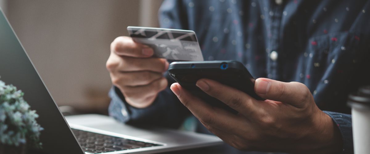 Co to jest BLIK i jak z niego bezpiecznie korzystać?